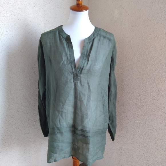 Vince Ramie Tunic - Picture 3 of 10